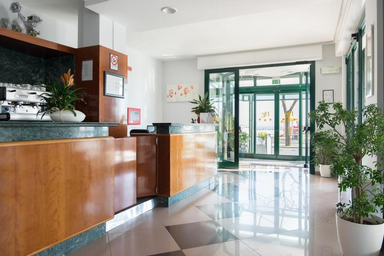 Hotel Emilia ريميني المظهر الخارجي الصورة