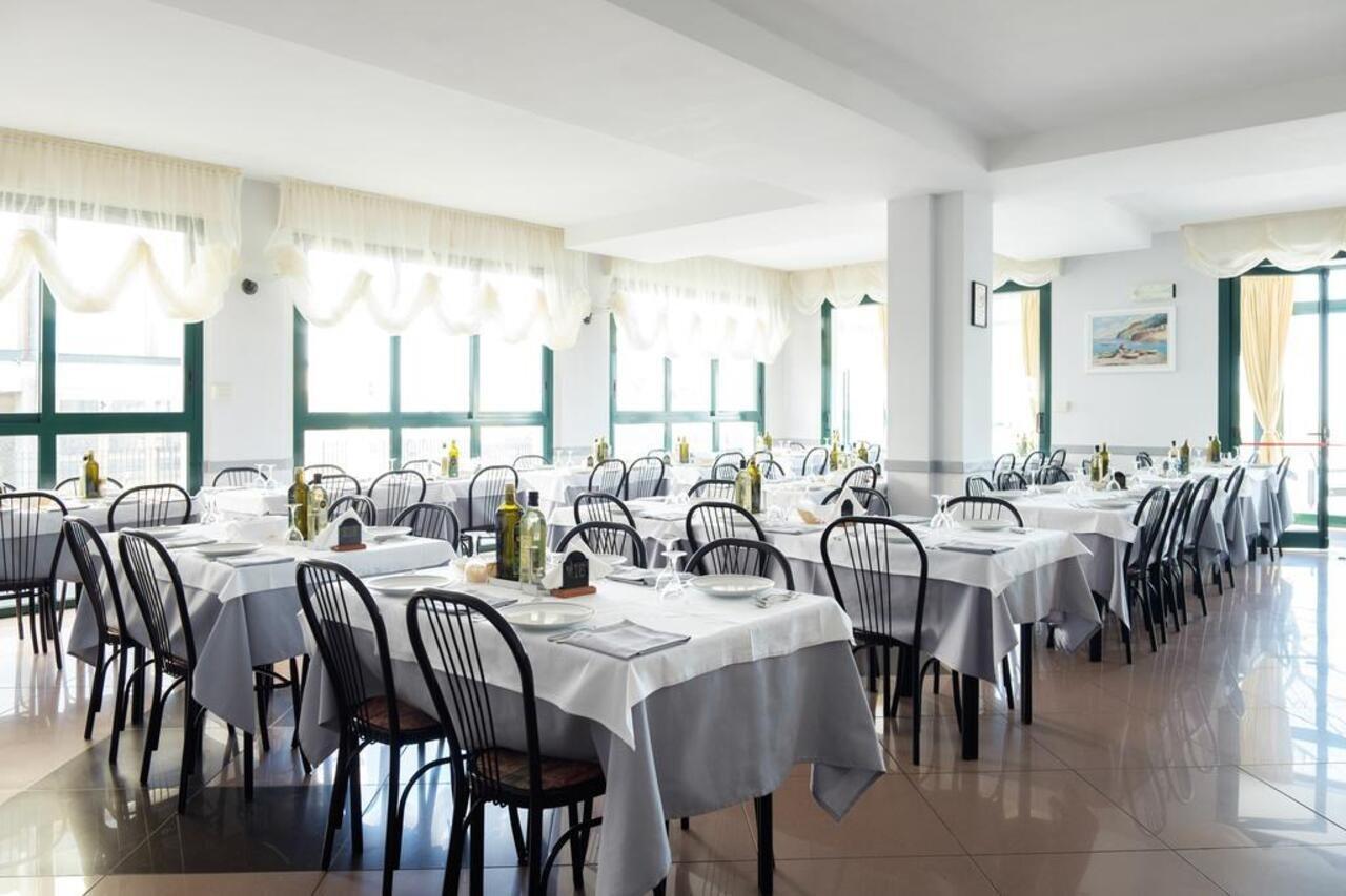 Hotel Emilia ريميني المظهر الخارجي الصورة