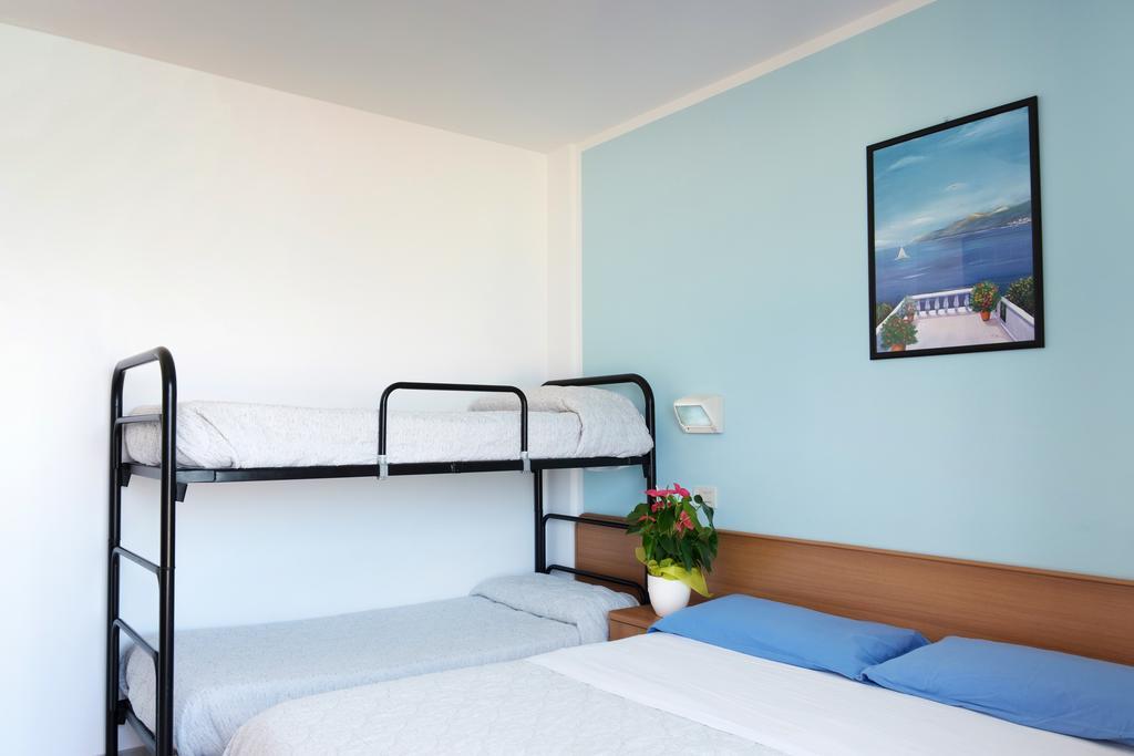 Hotel Emilia ريميني المظهر الخارجي الصورة