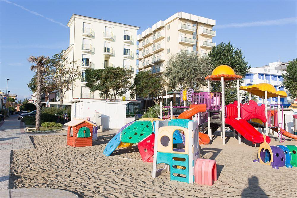 Hotel Emilia ريميني المظهر الخارجي الصورة